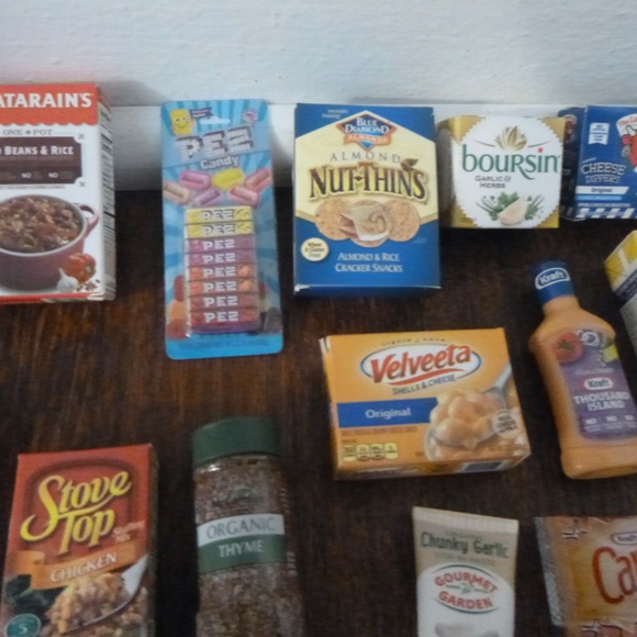 35 MINI BRANDS ASSORTMENT - Picture 6 of 10